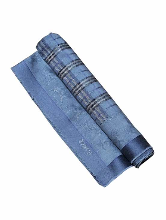 BURBERRY SCARF - Picture 11 of 13